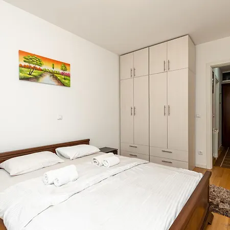 Apartman Koala 01- Novi Apartment